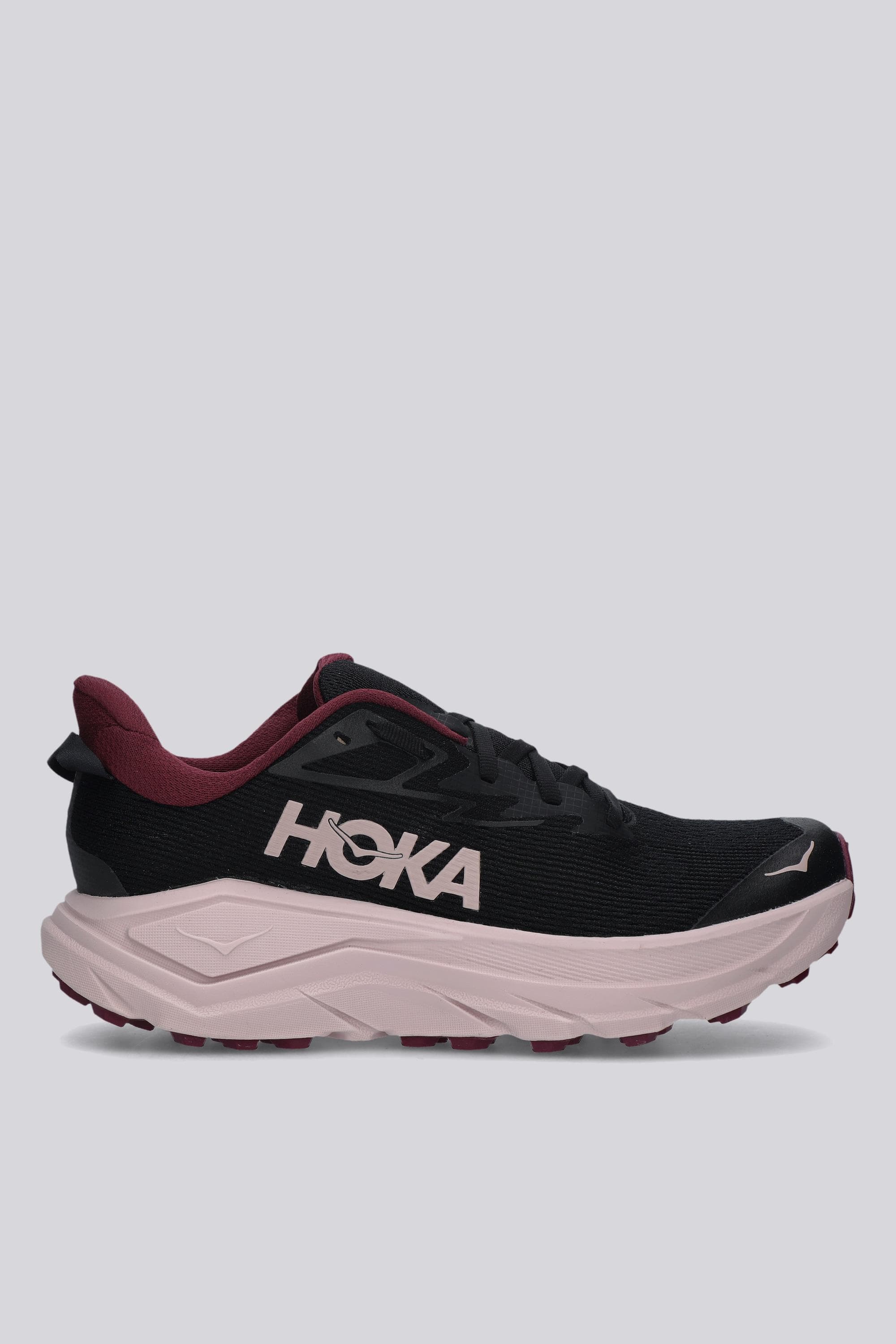 HOKA Challenger 8