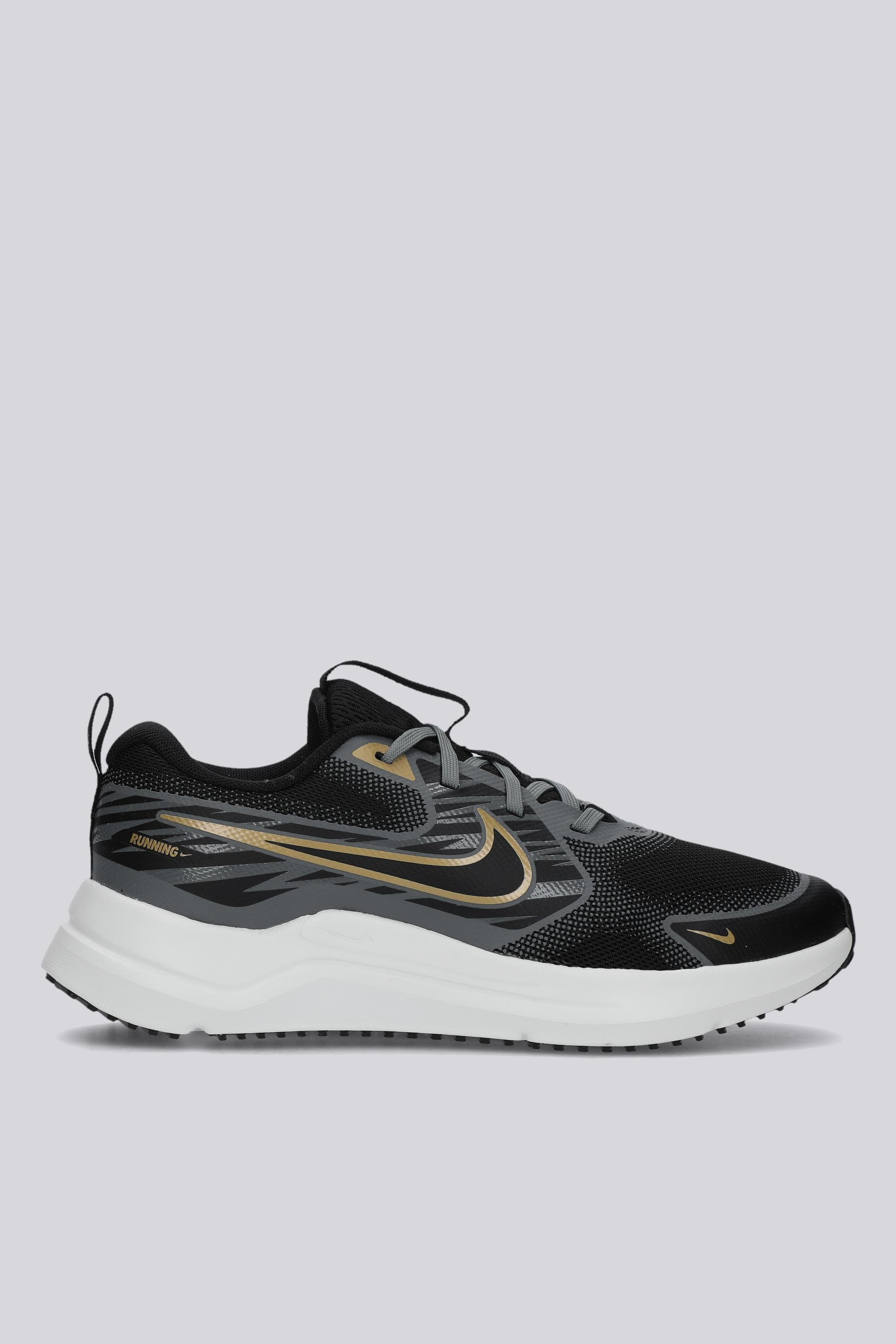 Nike Cosmic Runner