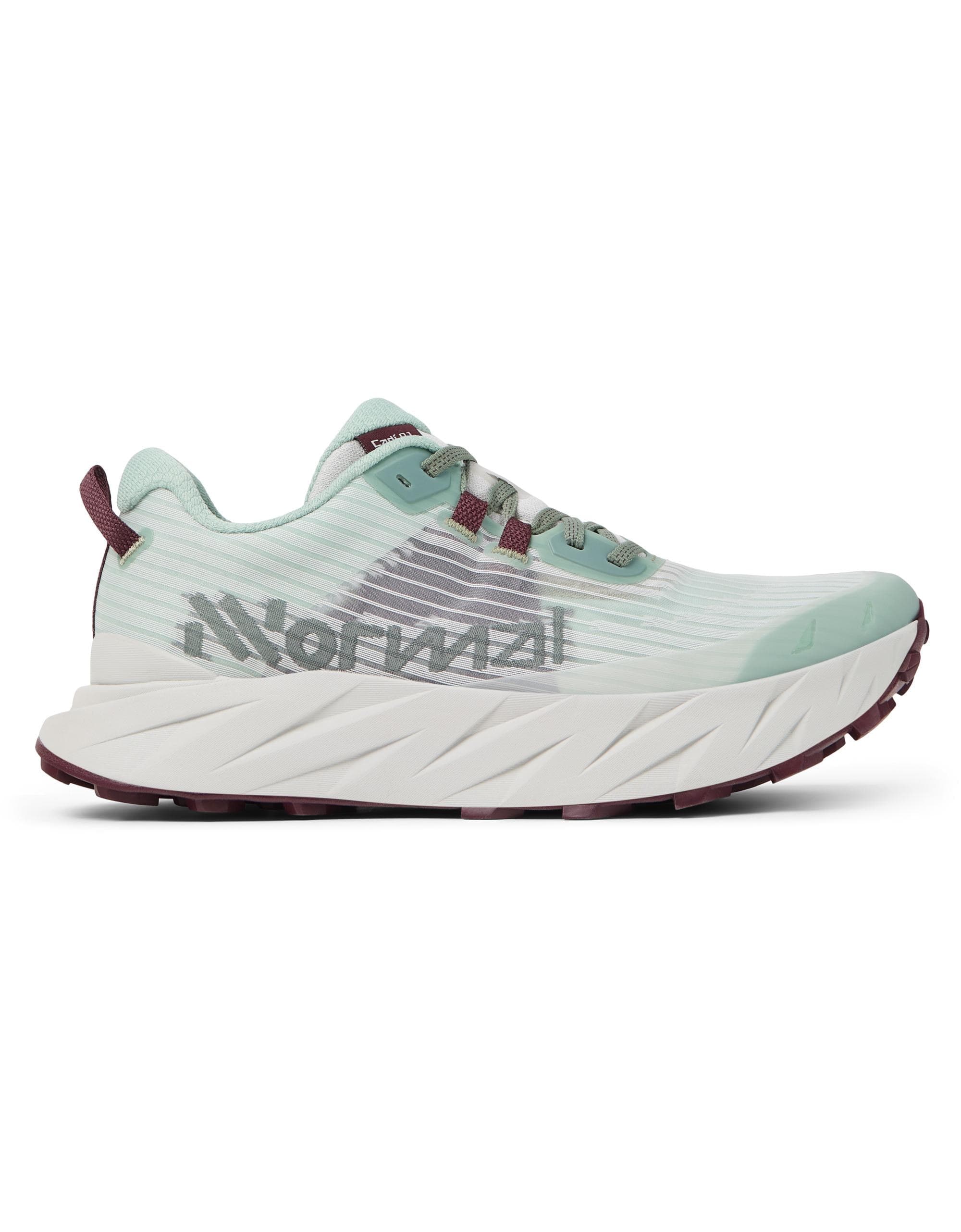 NNormal - Zapatillas de trail runnig de mujer Cadí NNormal.