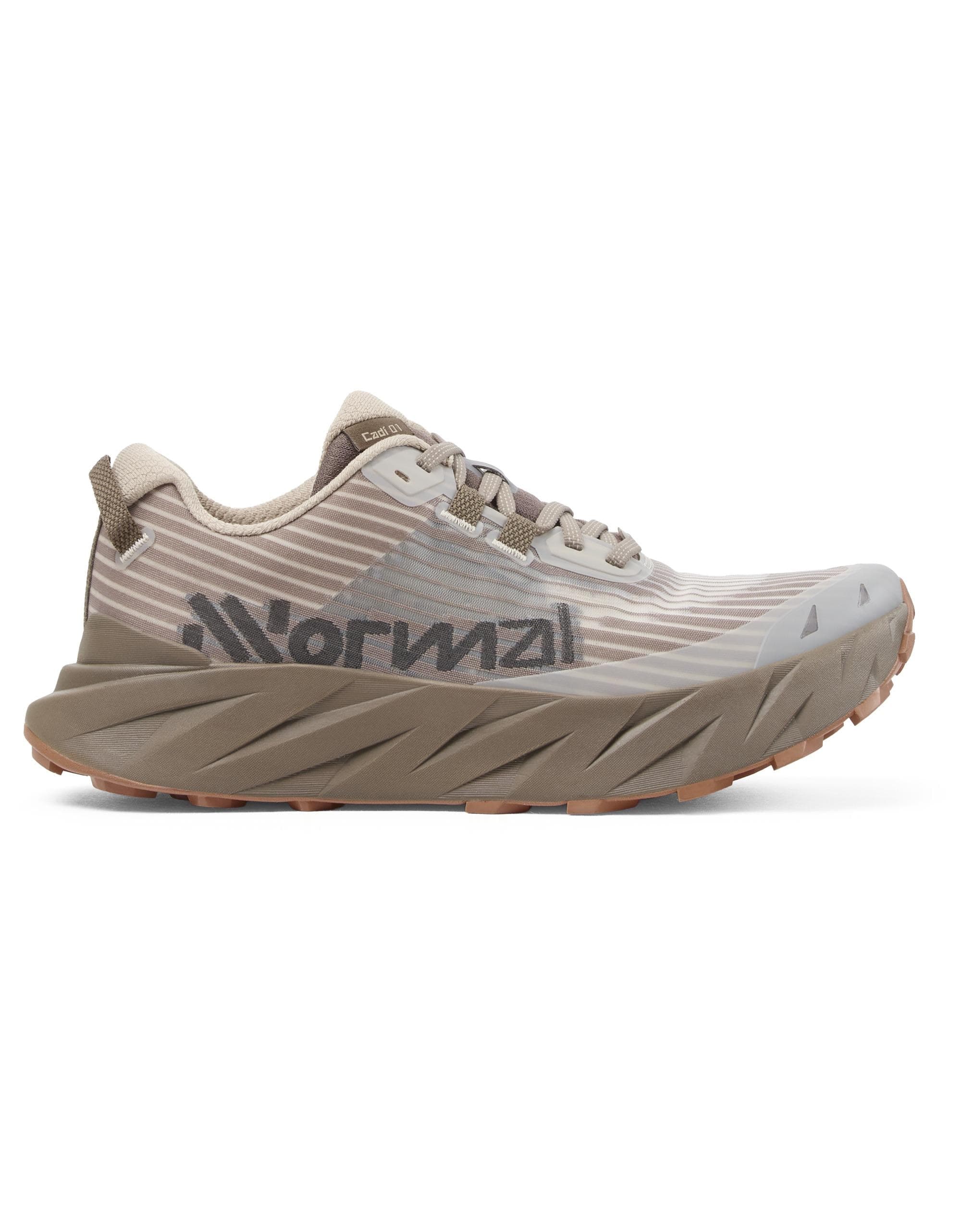 NNormal - Zapatillas de trail runnig de hombre Cadí NNormal.